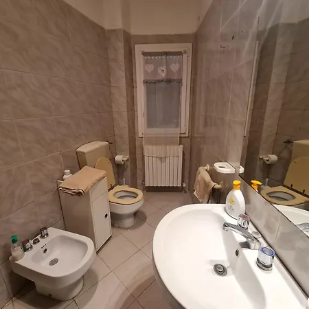 Like At In Tuscany * Chiesina Uzzanese